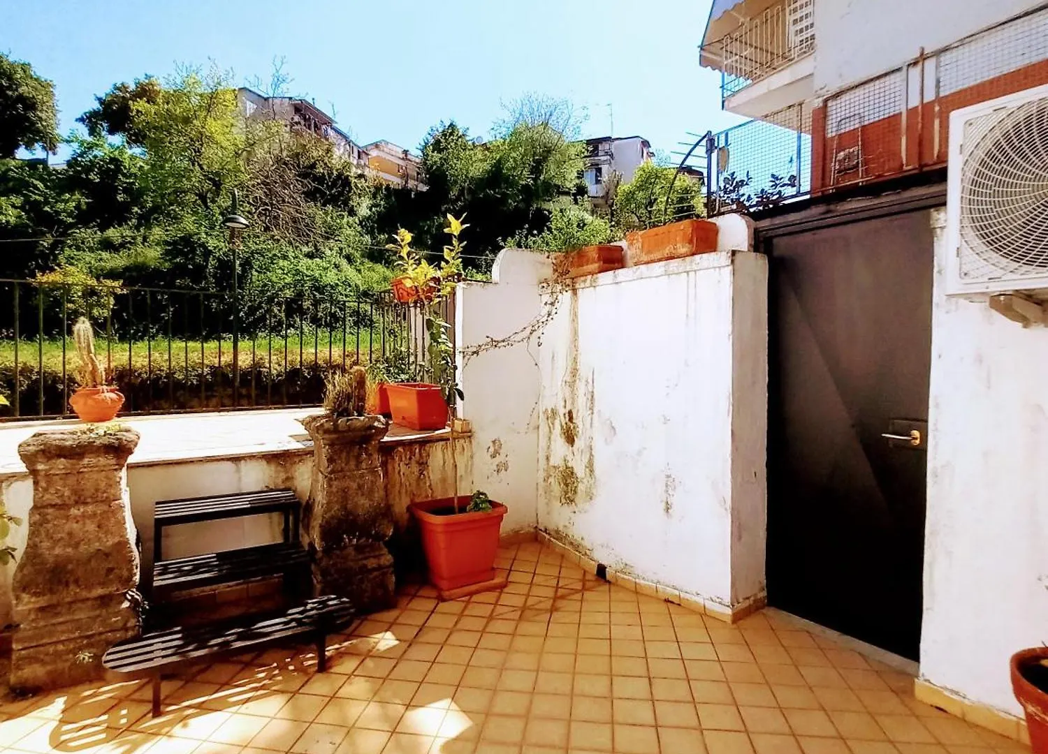 Swinging Garden Housette, Rione Sanita Apartment Naples